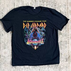 Fruit of the Loom Black Def Leppard Tour Tee